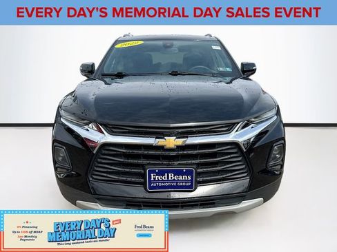 Used 2022 Chevrolet Blazer LT AWD/4WD image 2