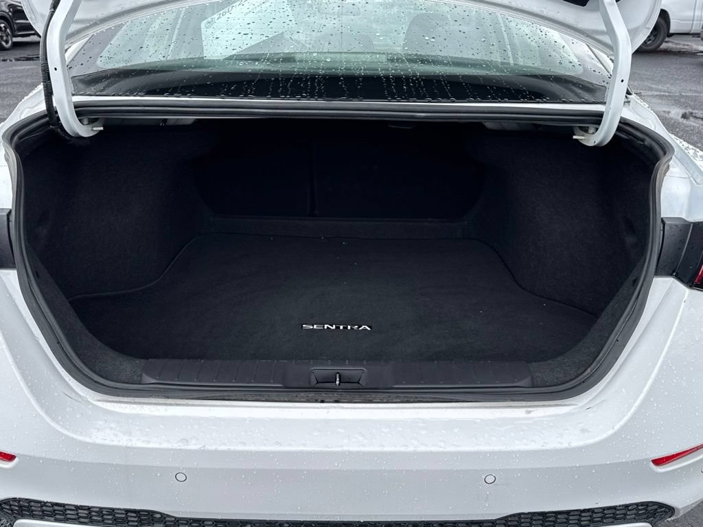 Used 2024 Nissan Sentra SV FWD image 19