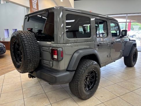 Used 2021 Jeep Wrangler Unlimited Sport w/ Sun And Sound Package AWD/4WD image 7