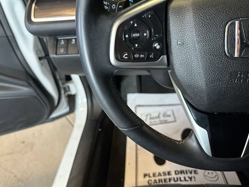 Used 2020 Honda Civic Touring image 10