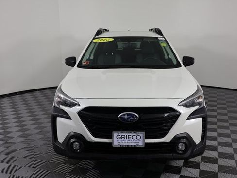 Used 2023 Subaru Outback Onyx Edition image 3