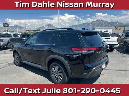 Used 2025 Nissan Pathfinder SV AWD/4WD image 8