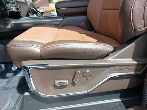 Used 2025 Ford F150 King Ranch AWD/4WD image 31