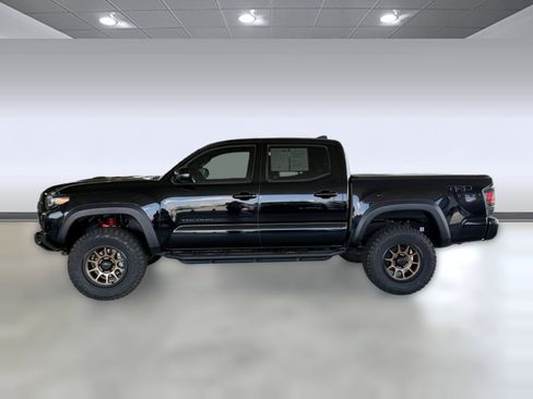Used 2023 Toyota Tacoma TRD Pro AWD/4WD image 2