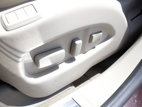 Used 2015 Cadillac SRX Performance w/ Driver Awareness Package AWD/4WD image 3