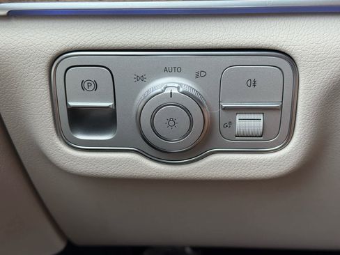 Used 2026 Mercedes-Benz GLE 350 4MATIC image 31