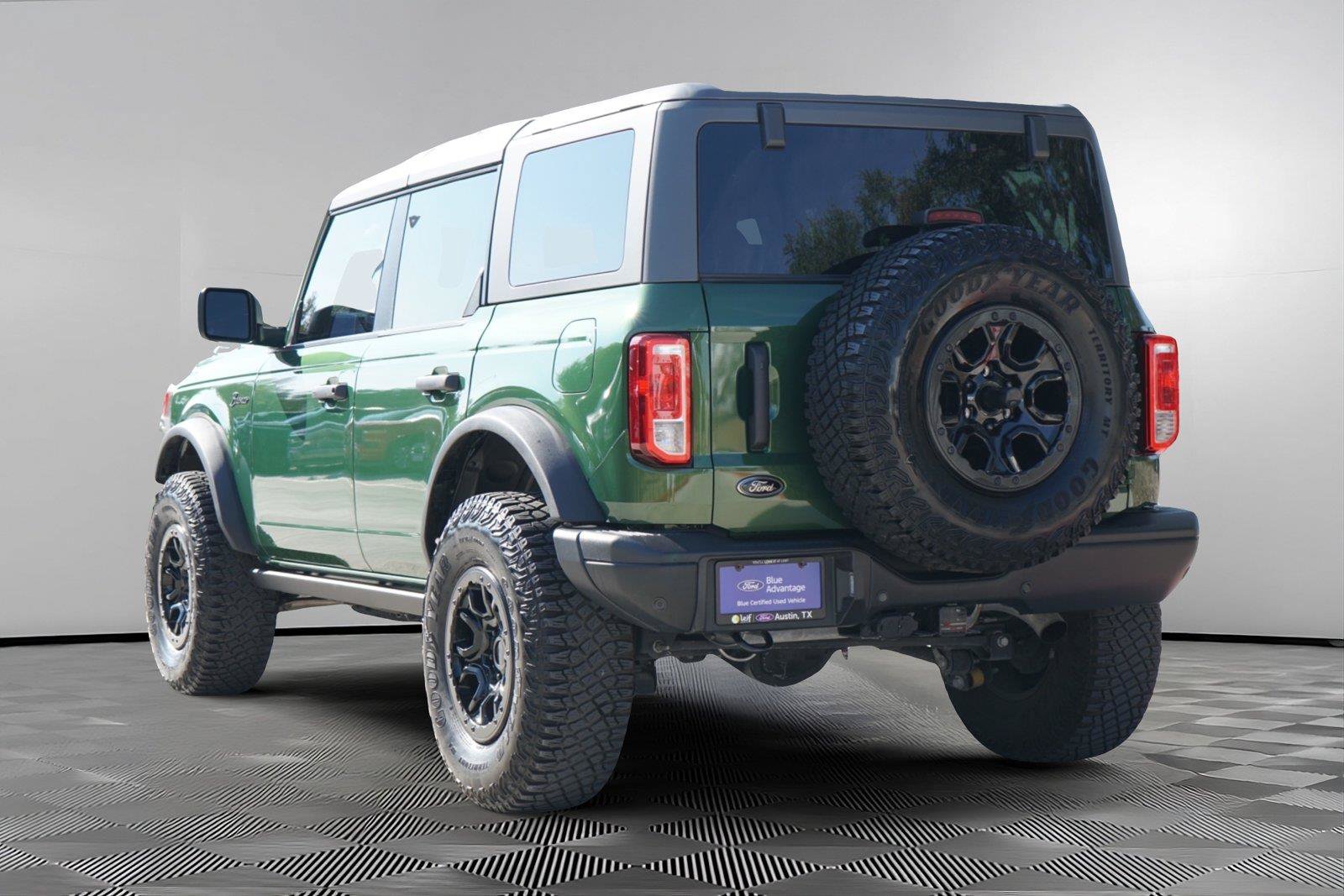 Certified 2024 Ford Bronco Black Diamond w/ Sasquatch Package AWD/4WD image 6