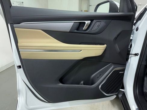 New 2026 Buick Enclave Preferred w/ LPO, All-Weather Package image 11