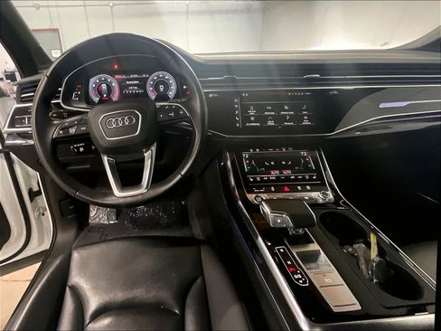 Used 2023 Audi Q7 3.0T Prestige w/ Prestige Package AWD/4WD image 16