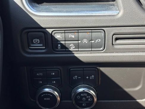 Certified 2022 GMC Yukon AT4 AWD/4WD image 33