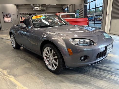 Used 2007 MAZDA MX-5 Miata Touring RWD image 1
