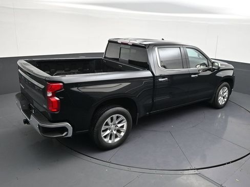 Used 2022 Chevrolet Silverado 1500 LTZ image 17