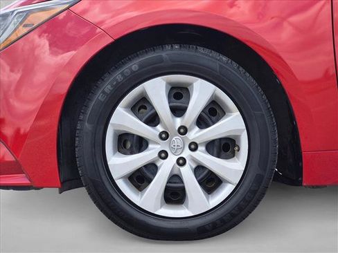 Used 2021 Toyota Corolla LE FWD image 24