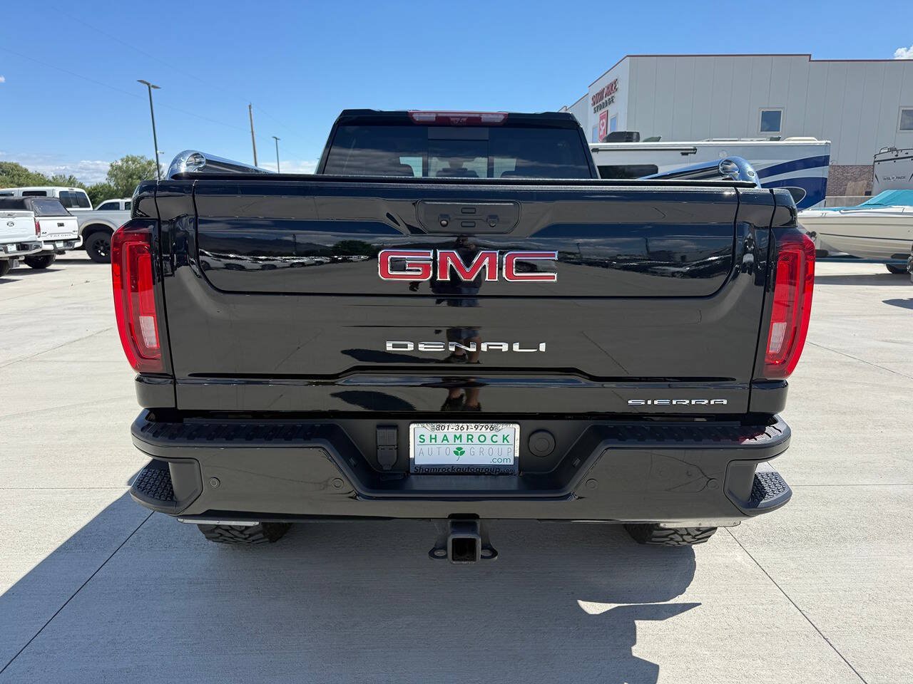 Used 2022 GMC Sierra 3500 Denali w/ Denali Ultimate Package AWD/4WD image 4