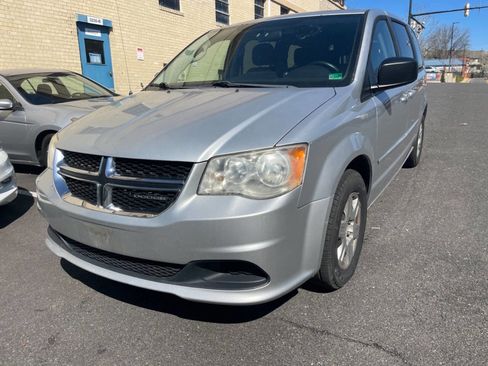 Used 2011 Dodge Grand Caravan Express w/ PWR Window Group FWD image 3