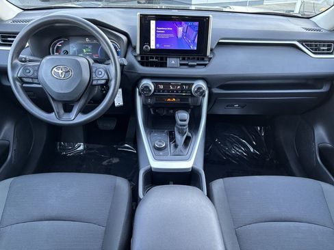 Used 2025 Toyota RAV4 LE image 22