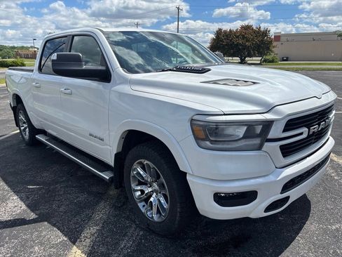 Used 2022 RAM 1500 Laramie AWD/4WD image 3