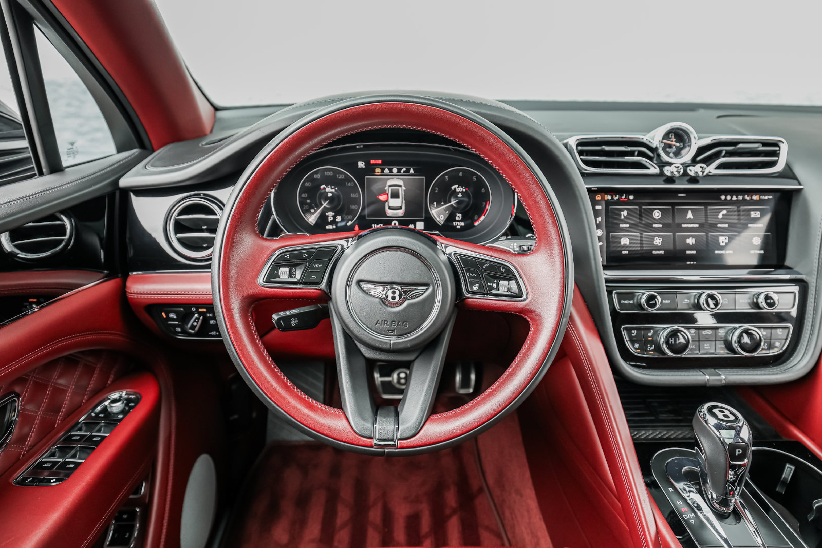 Certified 2022 Bentley Bentayga AWD/4WD image 30