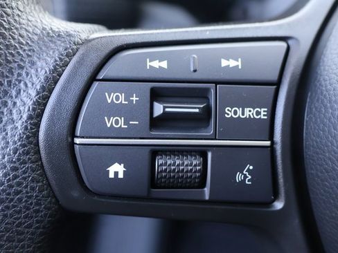 Certified 2025 Honda HR-V LX image 11