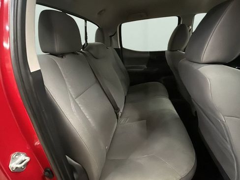 Used 2021 Toyota Tacoma SR AWD/4WD image 18