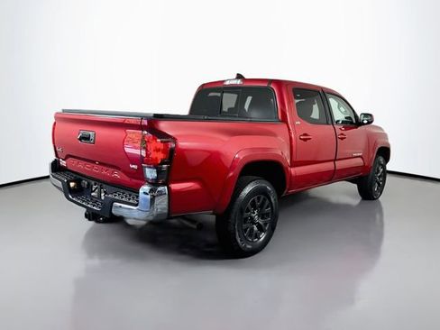 Certified 2023 Toyota Tacoma SR5 AWD/4WD image 7