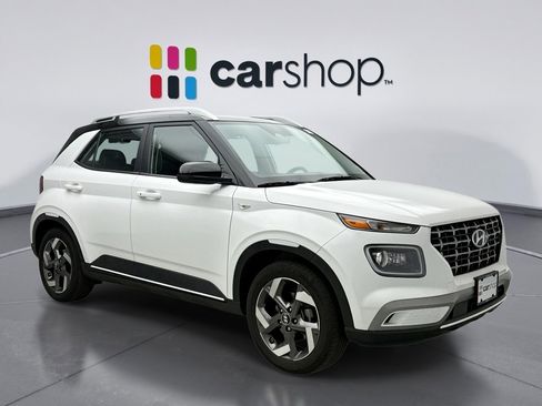 Used 2024 Hyundai Venue Limited FWD image 7