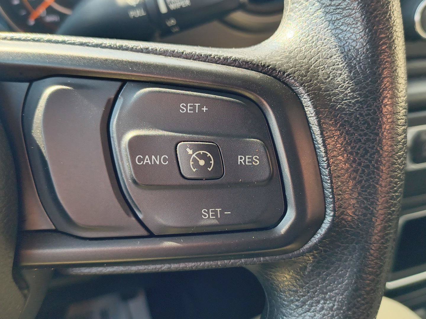 Used 2021 Jeep Gladiator Sport AWD/4WD image 12
