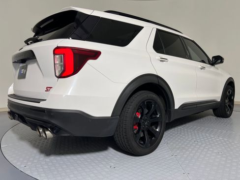 Used 2020 Ford Explorer ST w/ ST Street Pack image 8