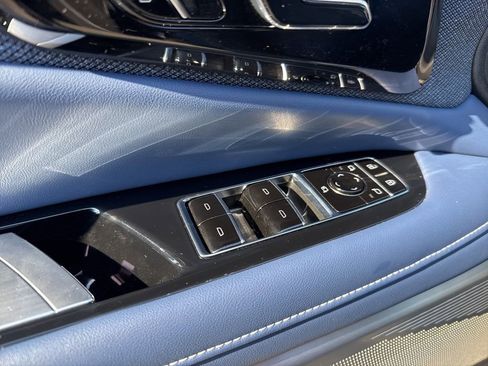 Used 2025 Cadillac Optiq Sport 2 image 16