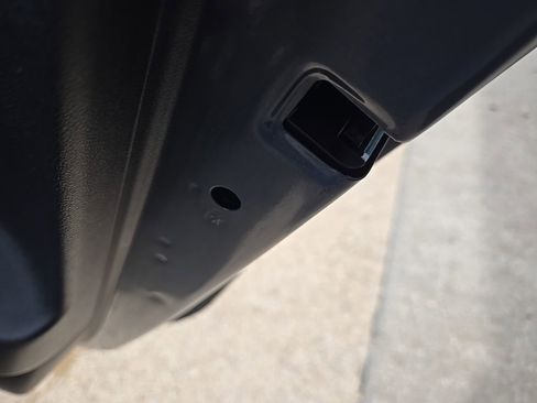 Used 2025 Hyundai Elantra SE FWD image 65