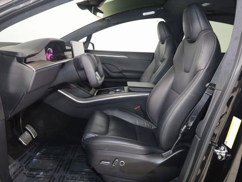 Used 2022 Tesla Model X image 13