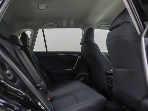 Used 2025 Toyota RAV4 LE image 12
