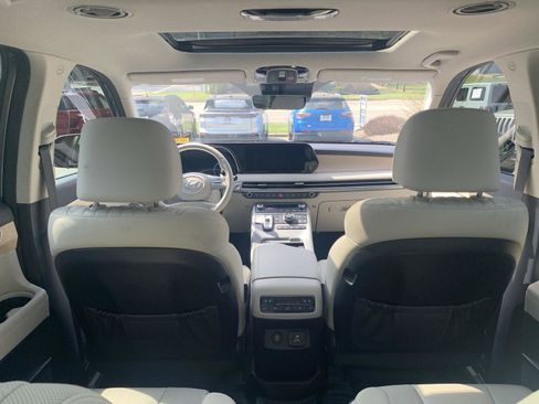 Used 2024 Hyundai Palisade Limited image 14