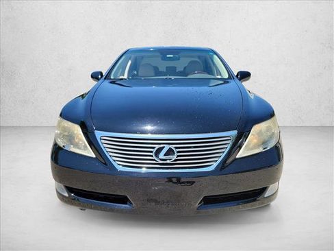 Used 2009 Lexus LS 460 RWD image 2
