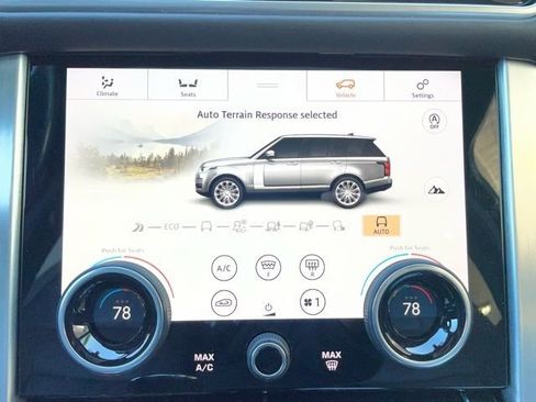 Used 2020 Land Rover Range Rover HSE image 21