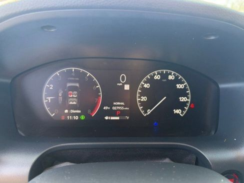 Used 2023 Honda HR-V Sport image 6