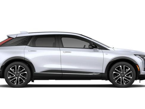 New 2026 Cadillac Optiq Sport 1 w/ LPO, Floor Liner Package AWD/4WD image 39
