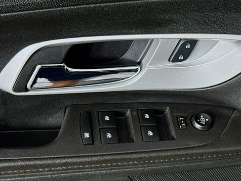 Used 2016 Chevrolet Equinox LT FWD image 21