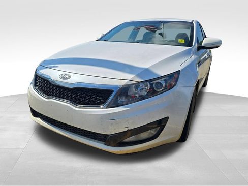 Used 2012 Kia Optima LX FWD image 9