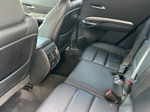 Used 2023 Cadillac XT4 Premium Luxury AWD/4WD image 12