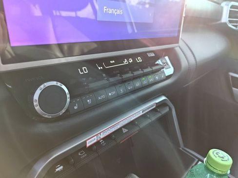 Used 2025 Toyota Sequoia Platinum AWD/4WD image 12