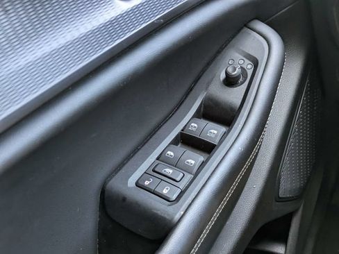 Used 2023 Jeep Grand Cherokee Laredo RWD image 23