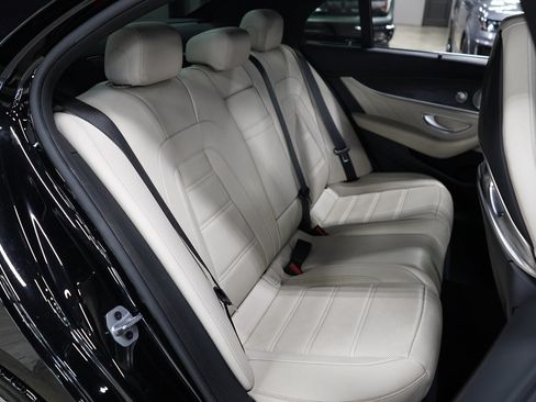 Used 2019 Mercedes-Benz E 63 AMG S image 28