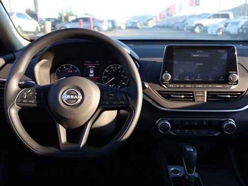 New 2025 Nissan Altima 2.5 S image 21