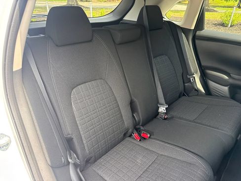 Certified 2026 Honda HR-V LX image 34