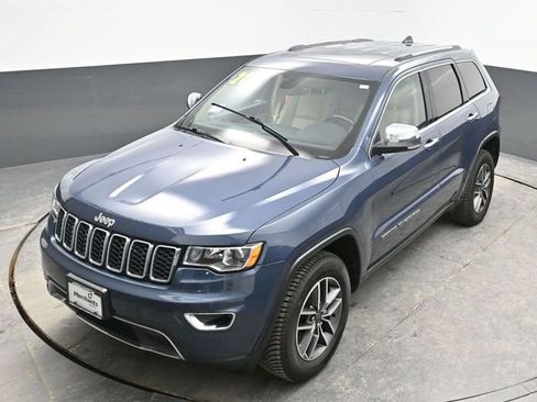 Used 2021 Jeep Grand Cherokee Limited w/ Trailer Tow Group IV image 23