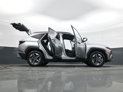 Certified 2025 Hyundai Tucson SEL image 33