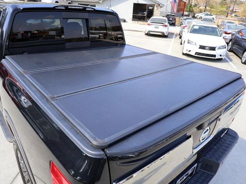 Used 2018 Nissan Titan Platinum Reserve w/ Platinum Utility Package image 30