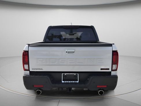 Certified 2024 Honda Ridgeline TrailSport image 6