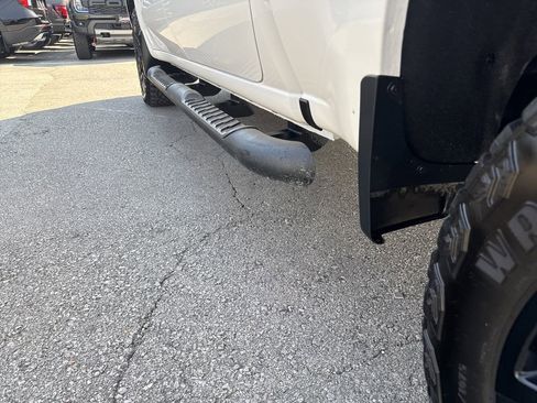 Used 2022 Chevrolet Silverado 1500 LT Trail Boss w/ Safety Package image 17